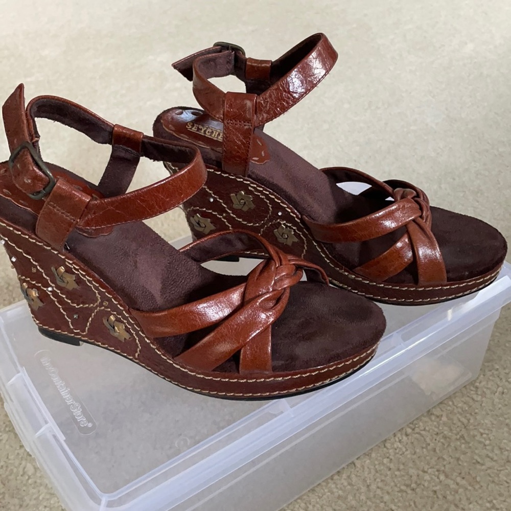 Seychelles Wedge Sandal Size 7